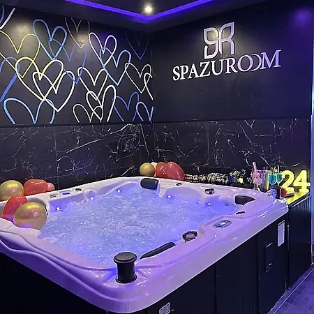 Spazuroom Luxury Мускро́н
