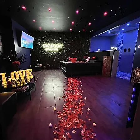 Spazuroom Luxury Апартаменты *