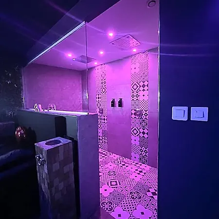 Spazuroom Luxury Апартаменты *